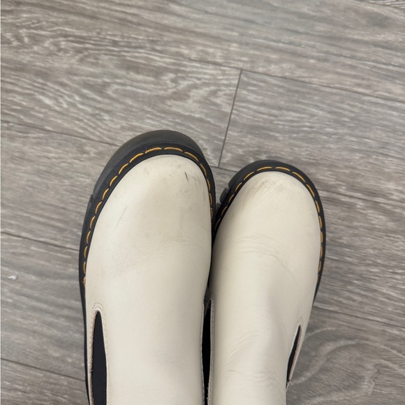 DR Marten Boots - Picture 5 of 10